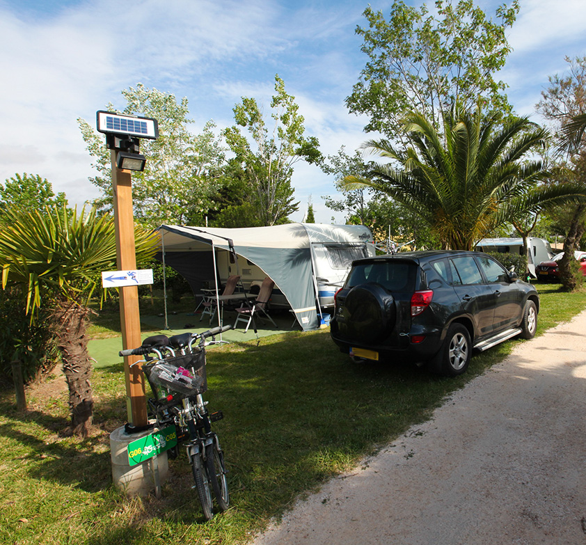 Le Camping 4 étoiles à Agde le Neptune, labellisé Accueil Vélo, met à disposition des équipements pensés pour les voyageurs à vélo