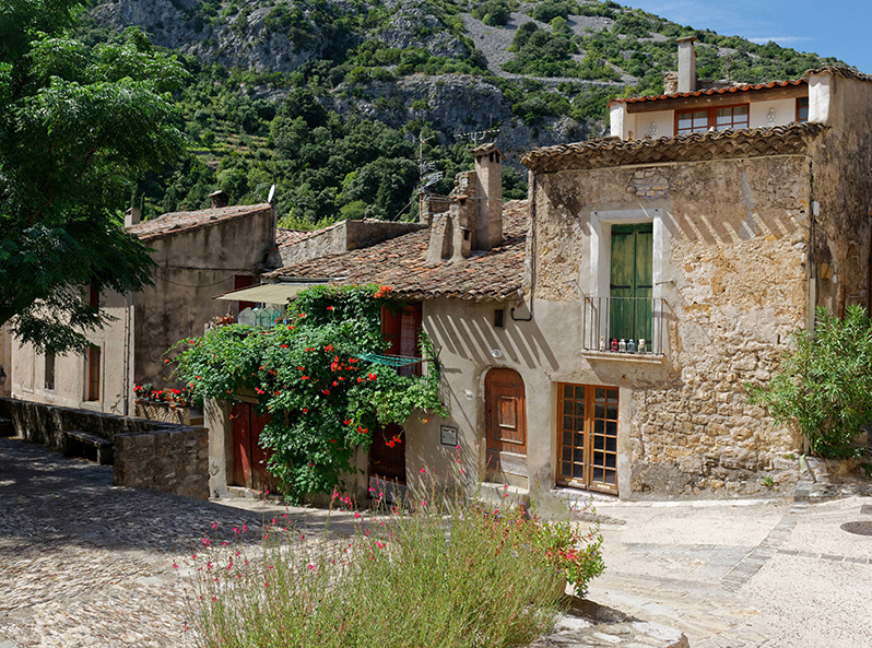 Le village de Saint-Guilhem-le-Désert