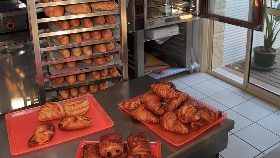 Hot bread and pastries at Camping le Neptune