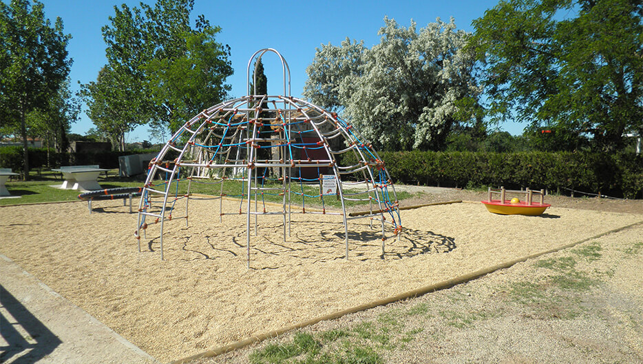 Aire de jeux pour enfant, camping le Neptune Agde