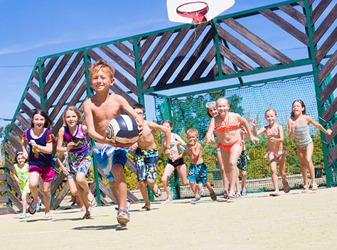 Camping le Neptune, camping 4 étoiles à Agde : l’aire de jeux