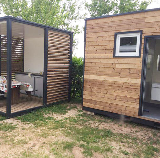 Prestige pitch rental at the campsite in Agde