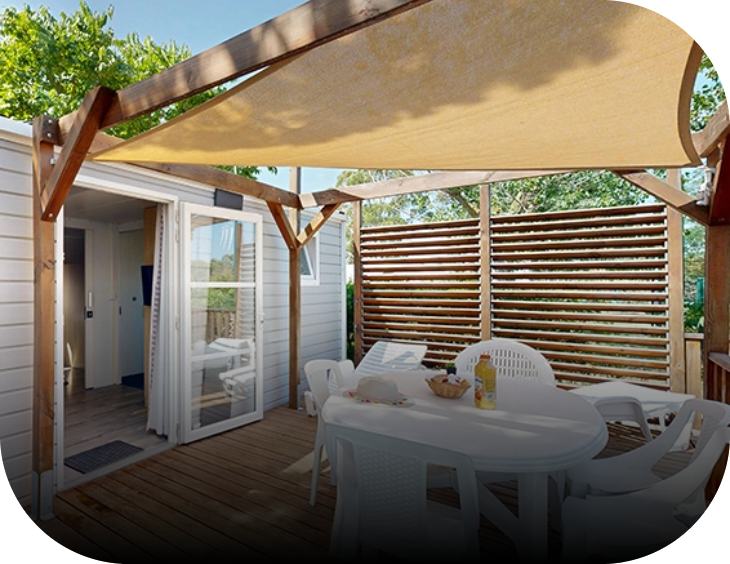 Les locatifs gamme Premium, Gamme Privilège, Gamme Confort ou PMR du camping le Neptune, camping 4 étoiles dans l’Hérault